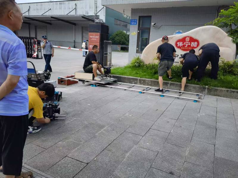 万州区广告片拍摄公司核心优势：全流程服务，让品牌广告片省心更出彩